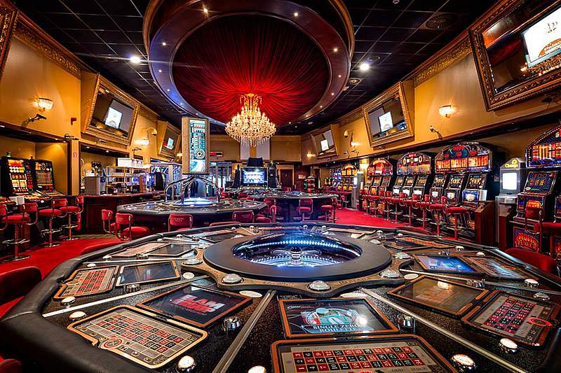 santa surprise online slot