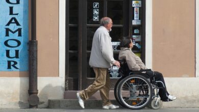 Cuidados de enfermagem domiciliar para familiares idosos